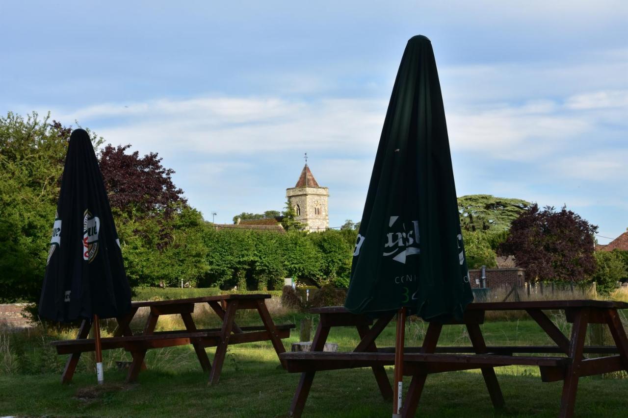 The Bell Inn Salisbury Exterior foto