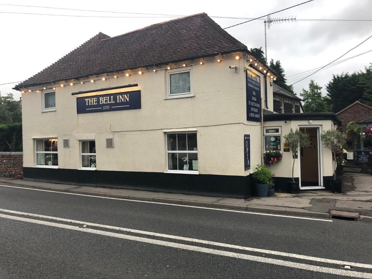 The Bell Inn Salisbury Exterior foto